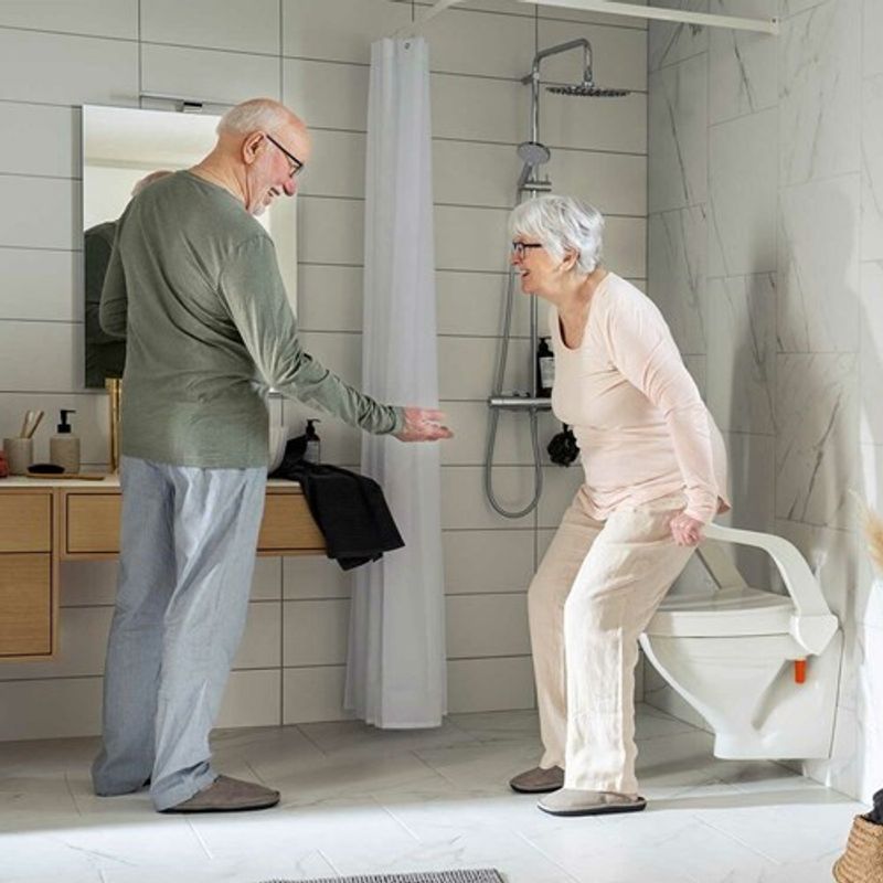  My-Loo fastmontert toalettforhøyer Etac